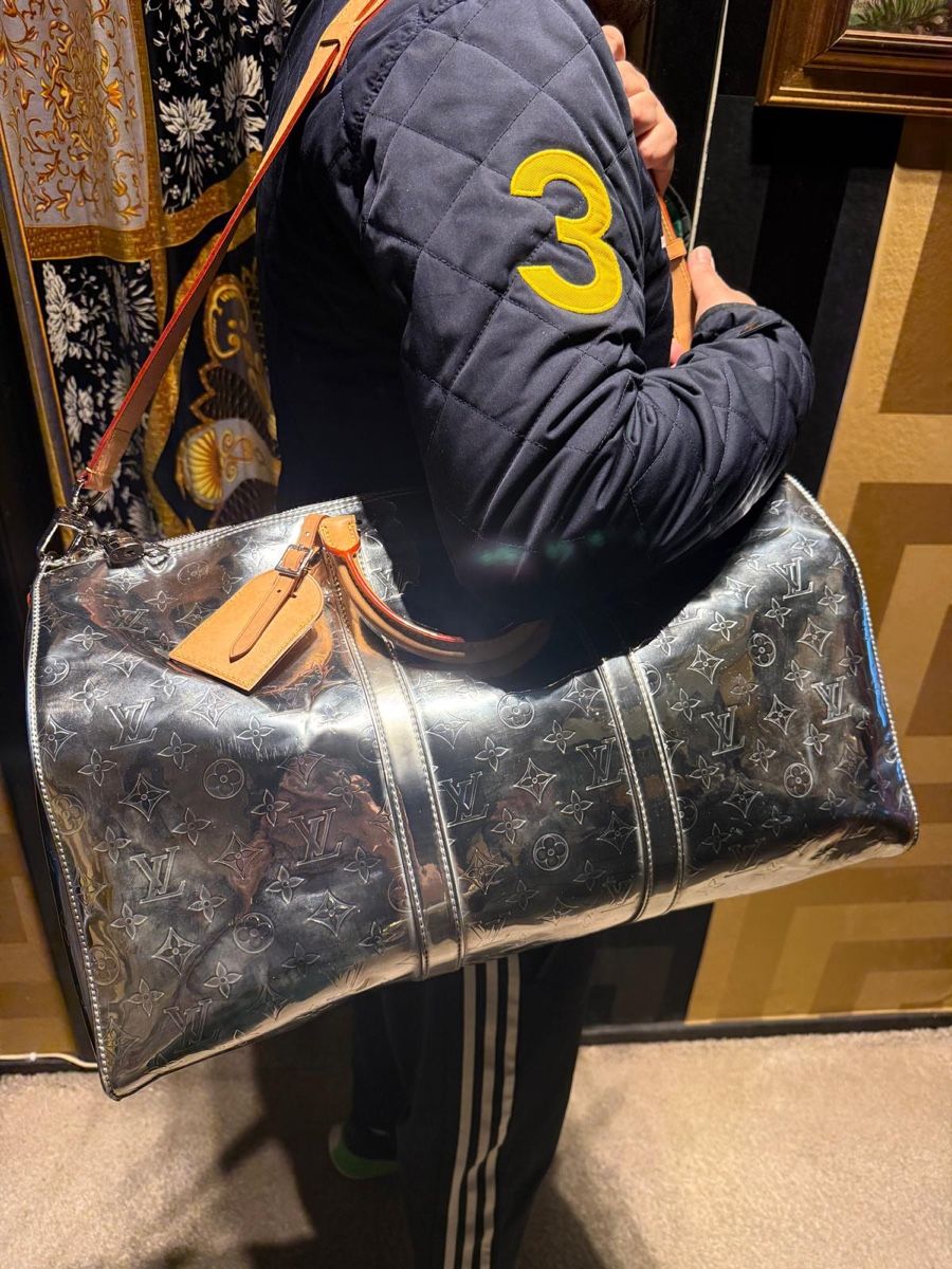 Louis Vuitton Taschen: Louis Vuitton Keepall in SILBER – Gebraucht aus Zürich von all_766h