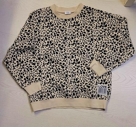 Pullover Sweatshirt 128 neu Hust and Claire