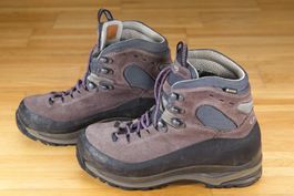 Bergschuhe AKU Women's Superalp GTX Gr. 39 (UK 5.5)