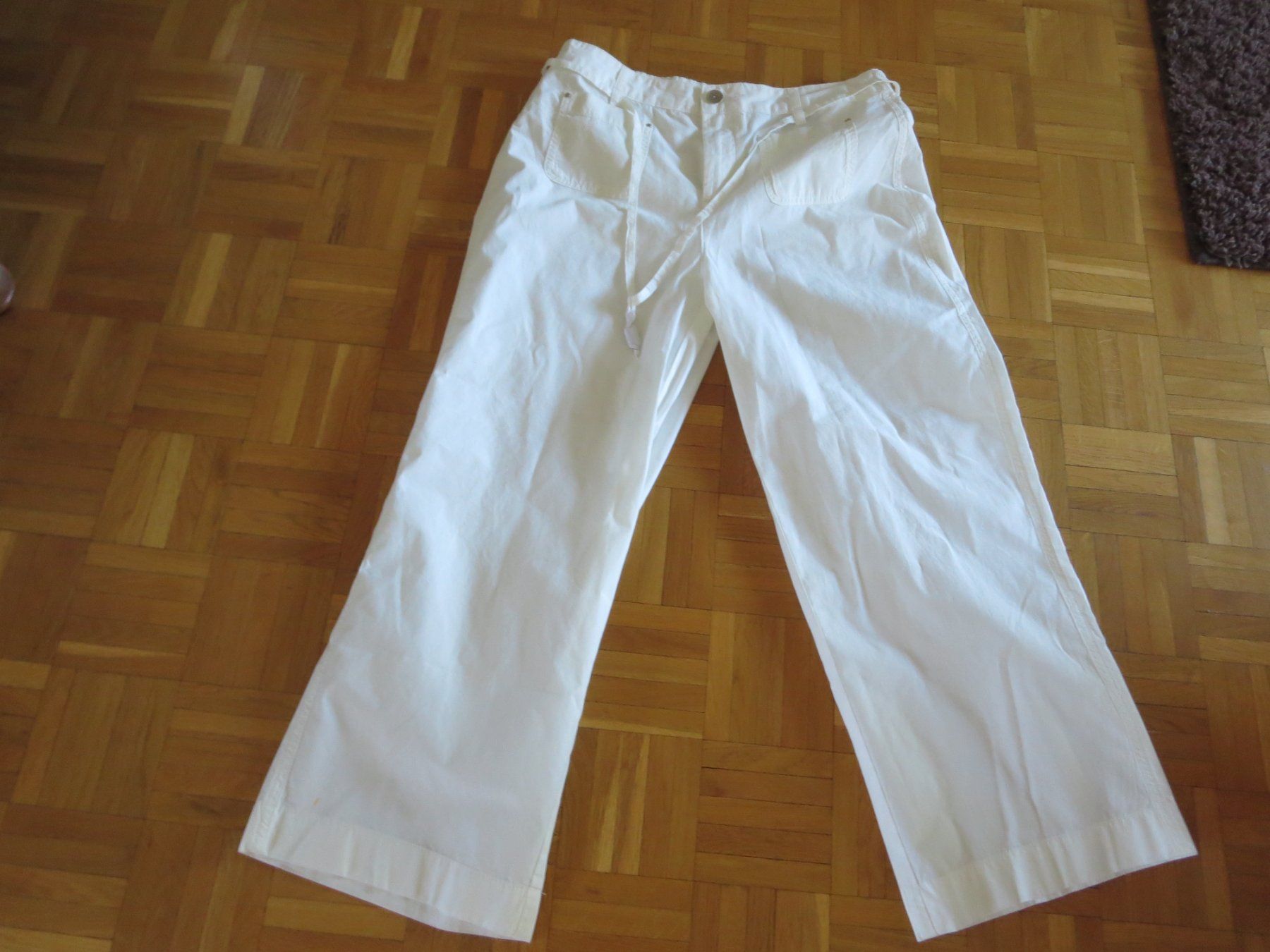 Hosen: Neue Weisse Damen Sommer-Hose /Gr. 40 – Gebraucht aus Wallisellen von Arvenstube