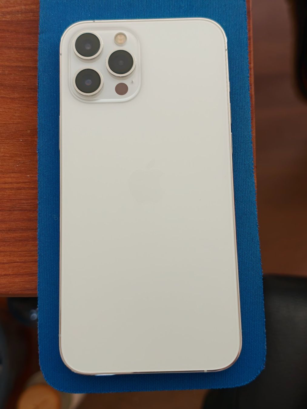 Apple Telefoni cellulari / Smartphones: Apple iPhone 12 Pro Max in Topzustand – Usato da Kirchberg SG venduto da B1678 2