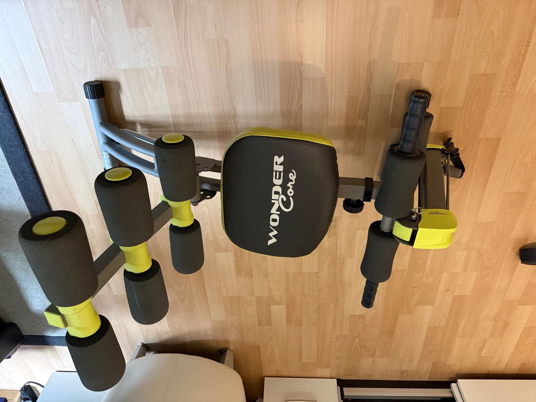 Reebok Hometrainer: Reebook Stepper/Bauchtrainer Wonder Core – Usato da Geroldswil venduto da Delphinsun777 1