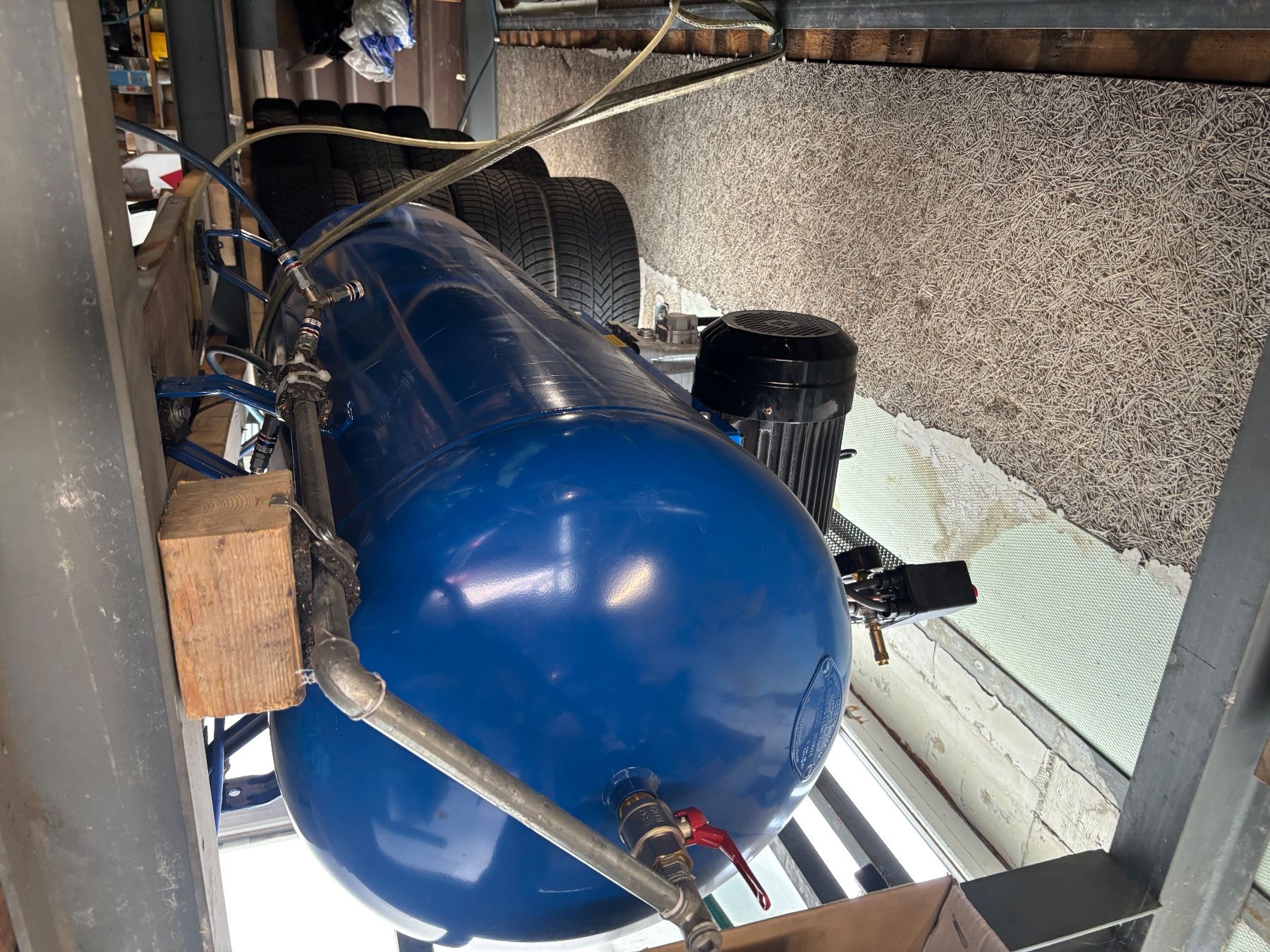 Compressori: SEA Compressor 500l industrie – Usato da courtepin venduto da gutFR 1