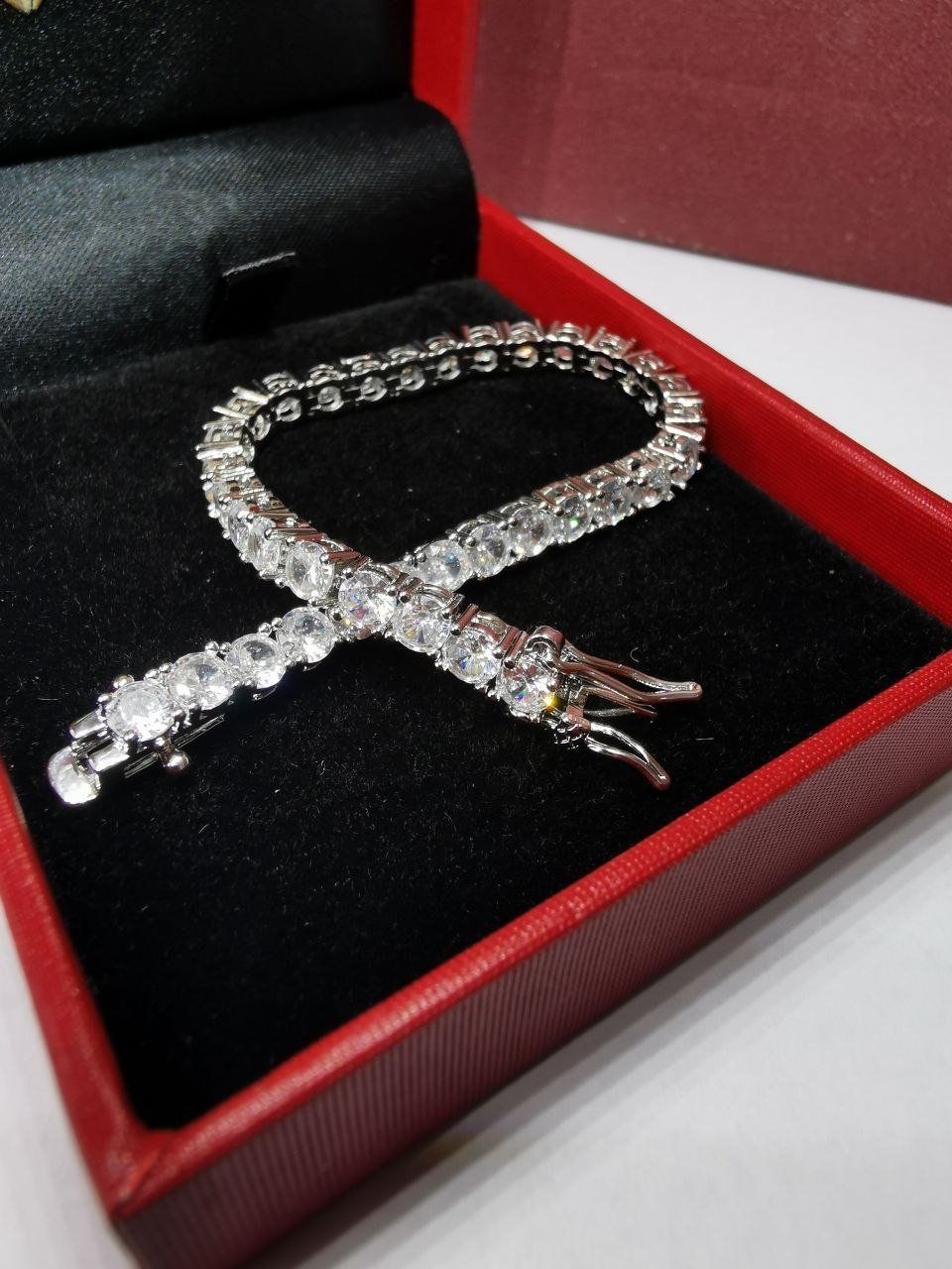 Bracciali & Braccialetti: Bracelet avec zircons – Nuovo e nell'imballaggio originale da Reconvilier venduto da Tsma67 9