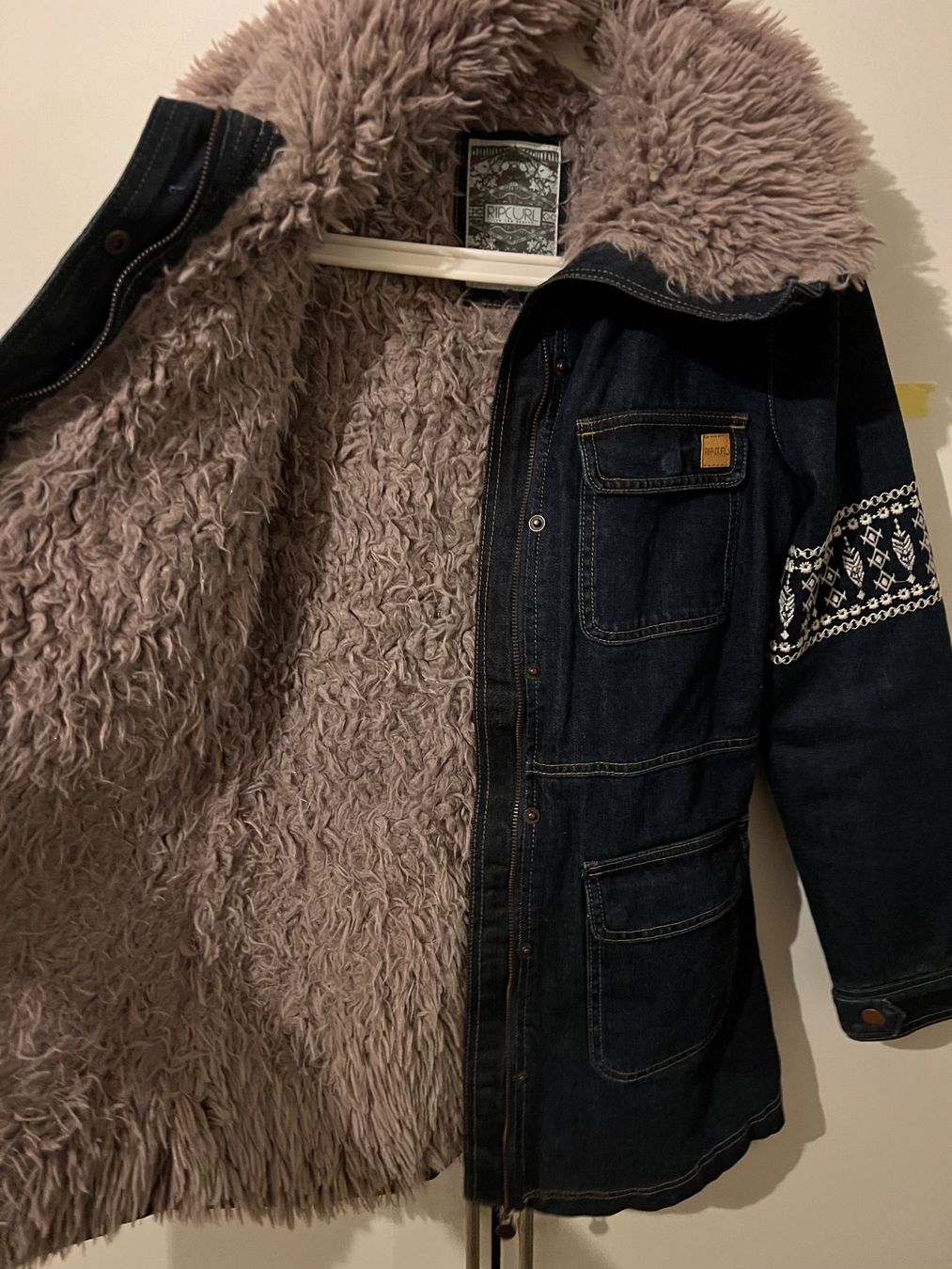 Cappotti: Jeans Mantel ripcurl – Usato da Thalwil venduto da and_nb7r 3