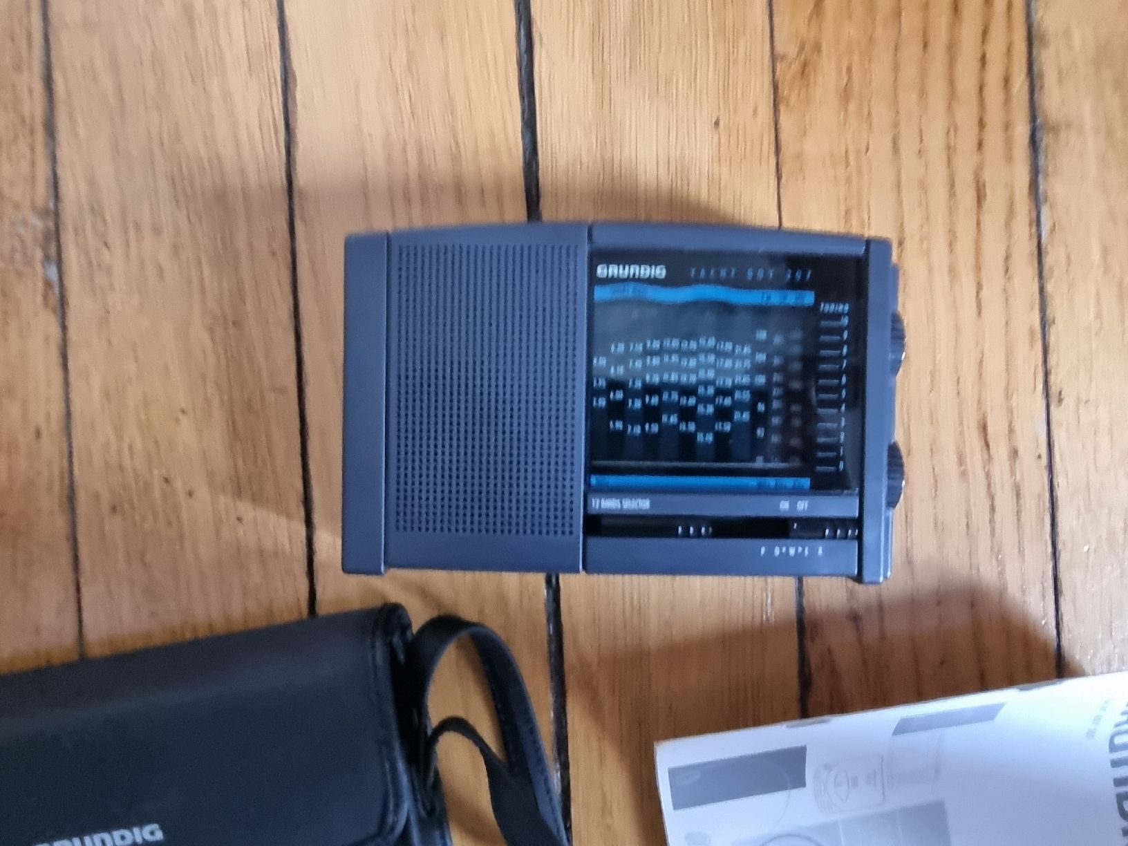 Grundig Radio: Grundig Radio – Usato da Schaffhausen venduto da Leveron13 1