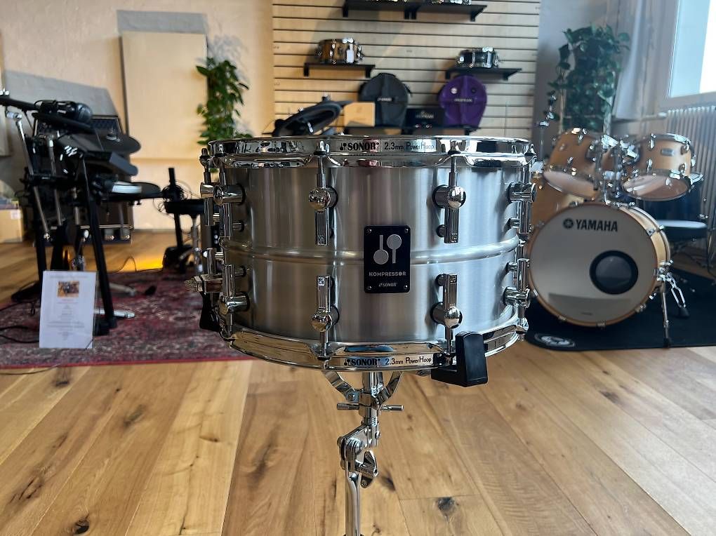Sonor Musikinstrumente: Snare Drum SONOR Kompressor KS 14x08 SDA Aluminium – Neu (gemäss Beschreibung) aus Schönenwerd von MIH_Obrecht