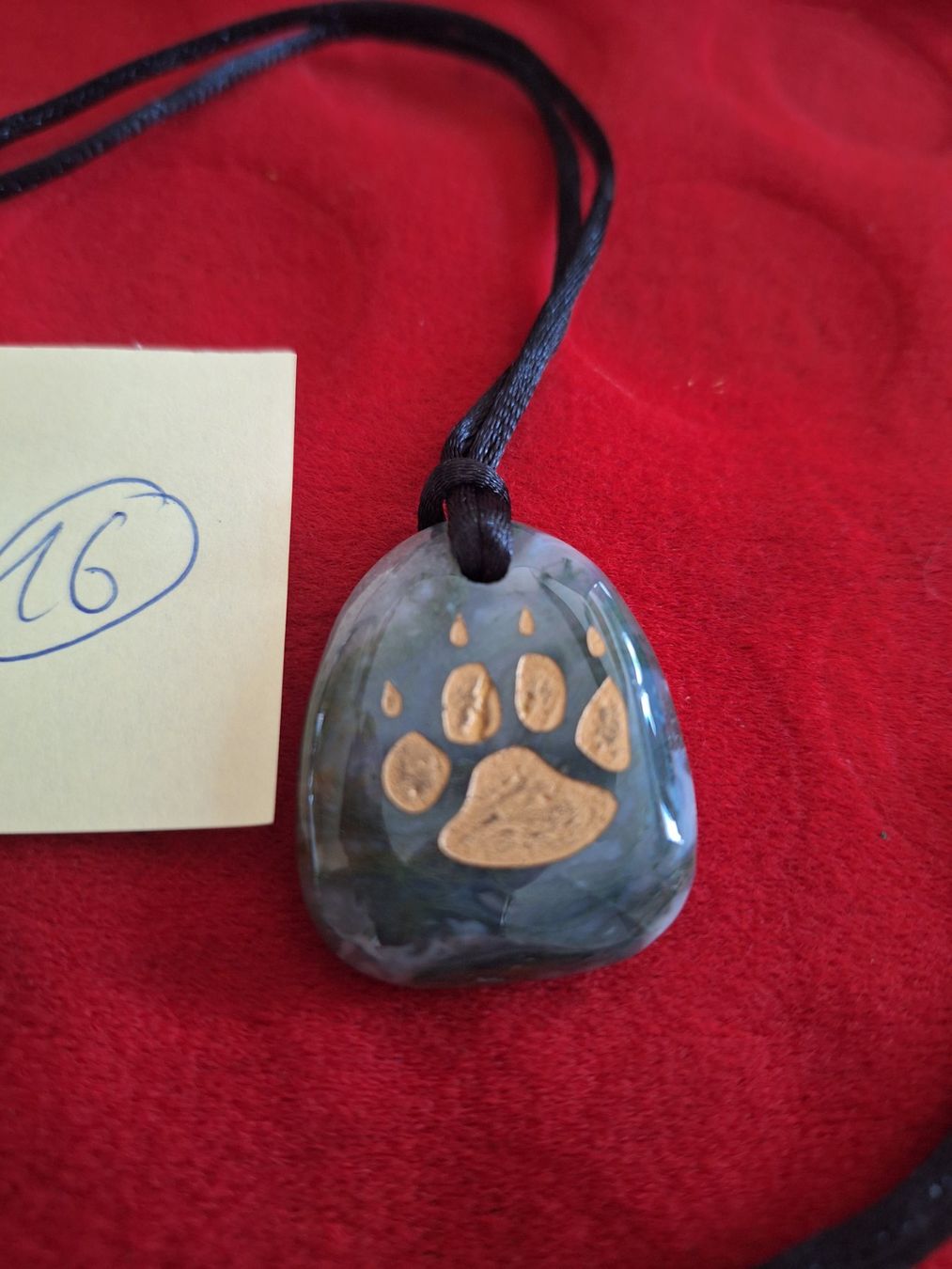Catenine: Halskette mit Stein – Usato da Genolier venduto da Antoine30 1