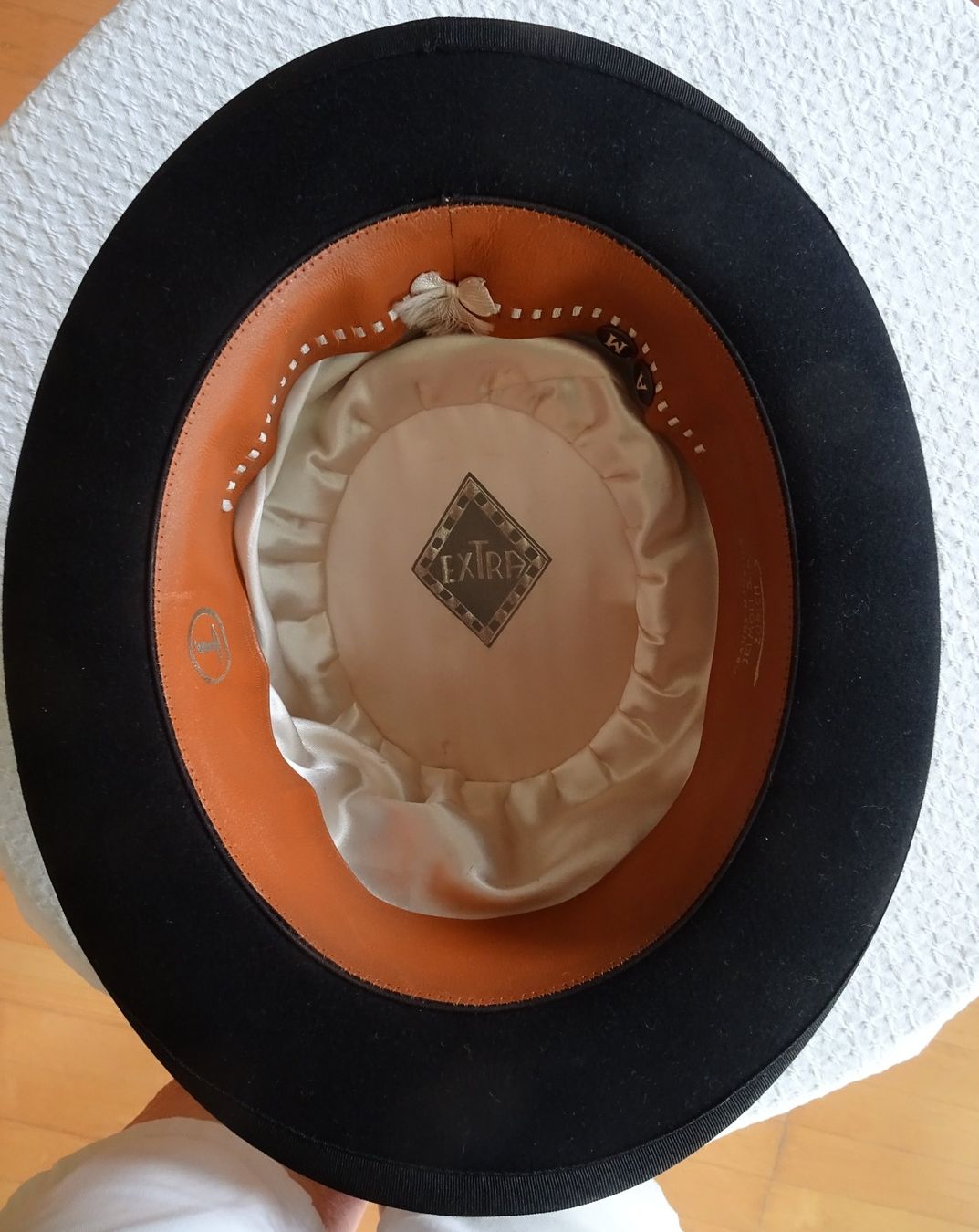 Hüte, Mützen & Caps: Bowler schwarz – Gebraucht aus männedorf von purzelchen 3