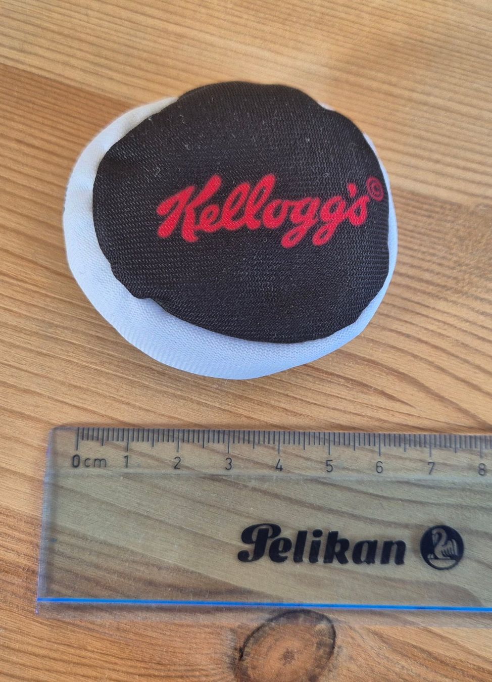 Bälle: Kellogg's Hacky Sack Argentinien – Gebraucht aus Lumbrein von gianandris 2