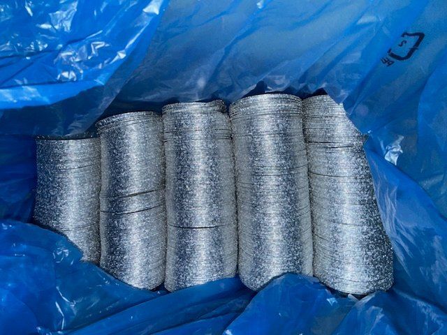 Teglie da forno: Aluminium Förmli / Kuchen Förmchen – Nuovo (secondo la descrizione) da Zürich venduto da einalemjena