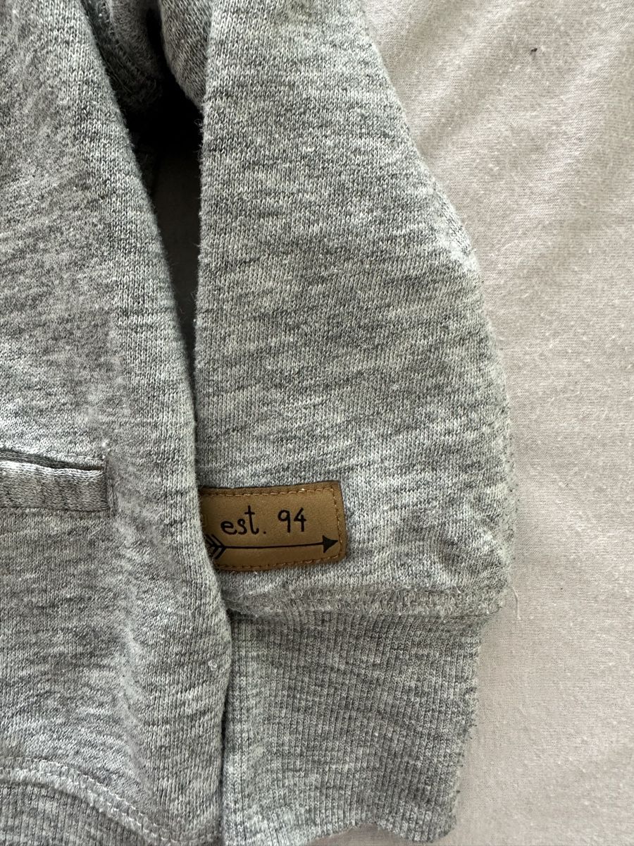 H&M Pulls et sweat-shirts: Sweatshirt H&M – D'occasion à Dürrenroth par tvy_bh56 2