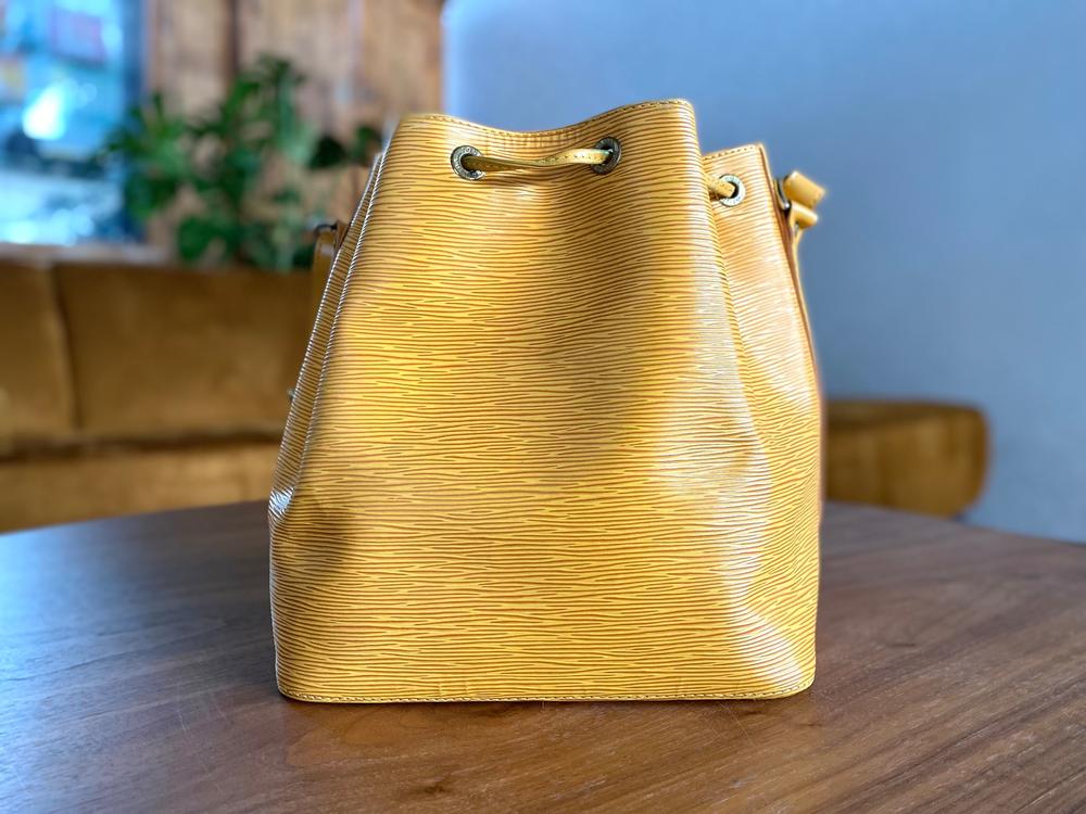 LOUIS VUITTON SAC NOÉ PETIT EPI Gelb Beutel Leder