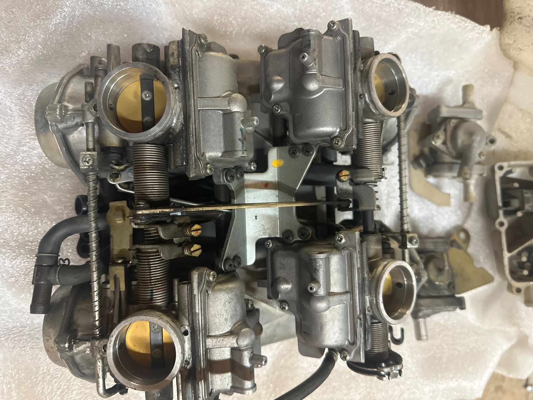 Honda Tutti i ricambio per moto: Moteur Honda RC36 – Usato da Choëx venduto da steveXB12 6