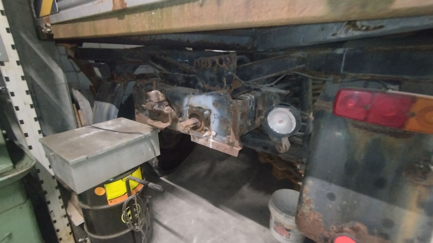 Unimog Autocarri: Unimog U1500 – Difettoso da Langnau i. E. venduto da fgworks 9