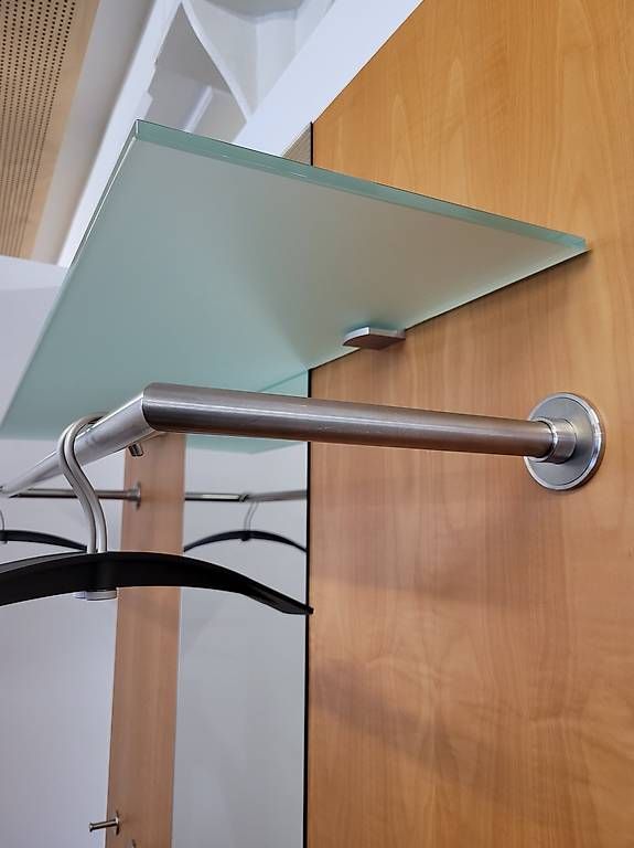 Guardaroba: Garderobe (Schreinerfertigung) – Usato da St. Gallen venduto da hp.mueller_ag 3