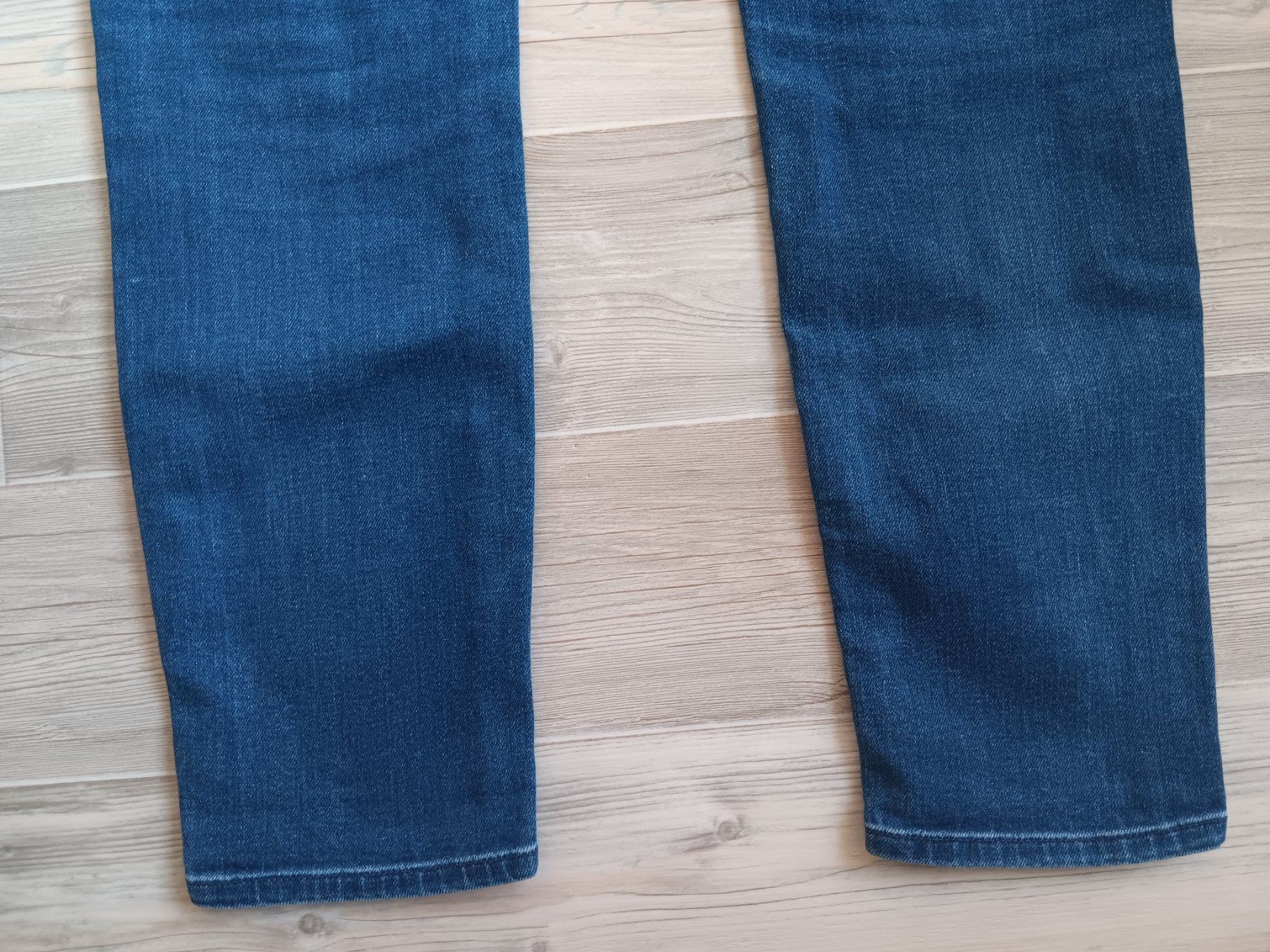 Kooples Jeans: THE KOOPLES Jeans "SHORT FIT" taille / Grosse 27 – Usato da Cossonay-ville venduto da Super-Price-Quality 8