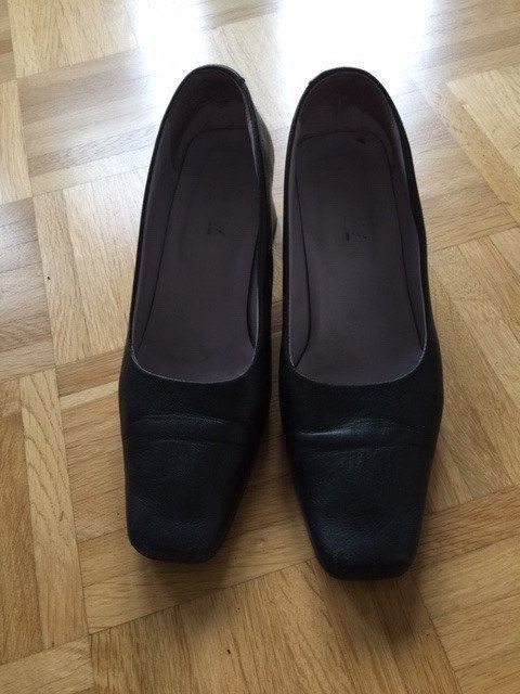 Chaussures femmes: Pumps Gr. 40 Leder – D'occasion à Walenstadt par ricamul