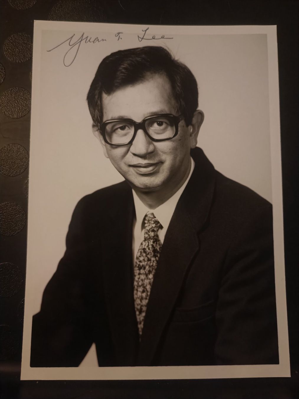 Autogramme: Yuan T. Lee -  Nobelpreis - 13x18 – Gebraucht aus Menziken von Artographs