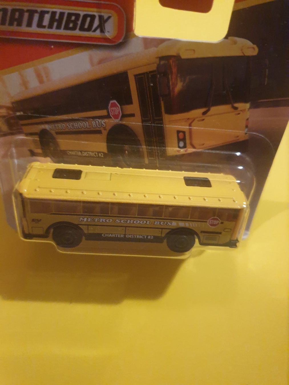 Matchbox Modellini d'auto: Matchbox MBX EV SCHOOL BUS – Nuovo e nell'imballaggio originale da Oftringen venduto da Rotor 4