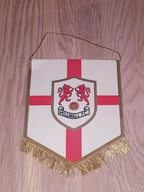Petit Fanion Wimpel Pennat - E.S. FC Malley (Suisse) - Objet De Collection Vintage