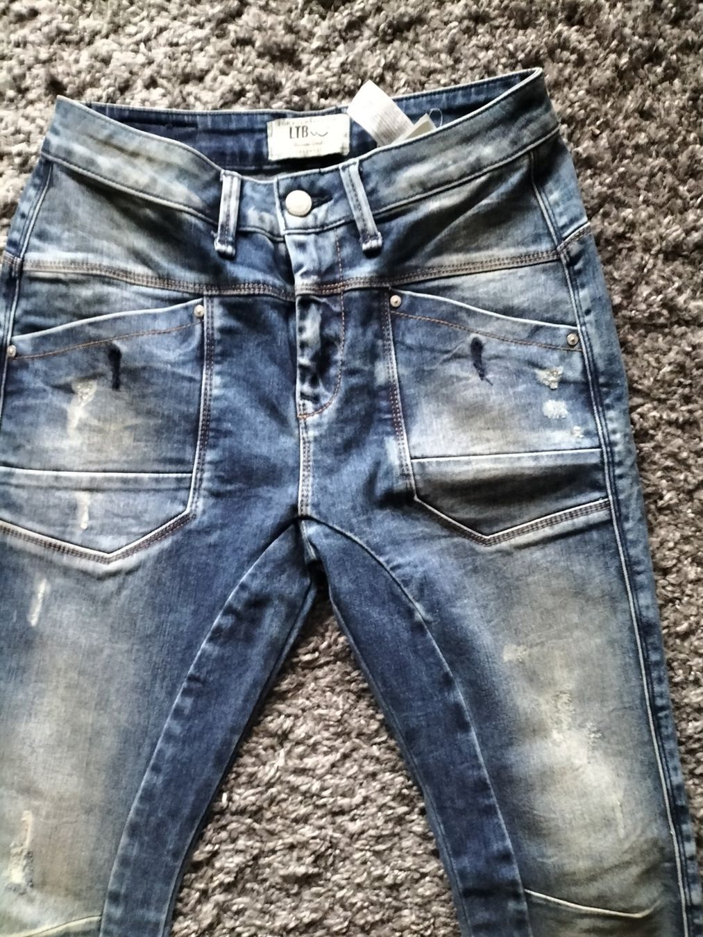 Jeans: trendige Jeans von LTB – Usato da Sins venduto da Taschending 2