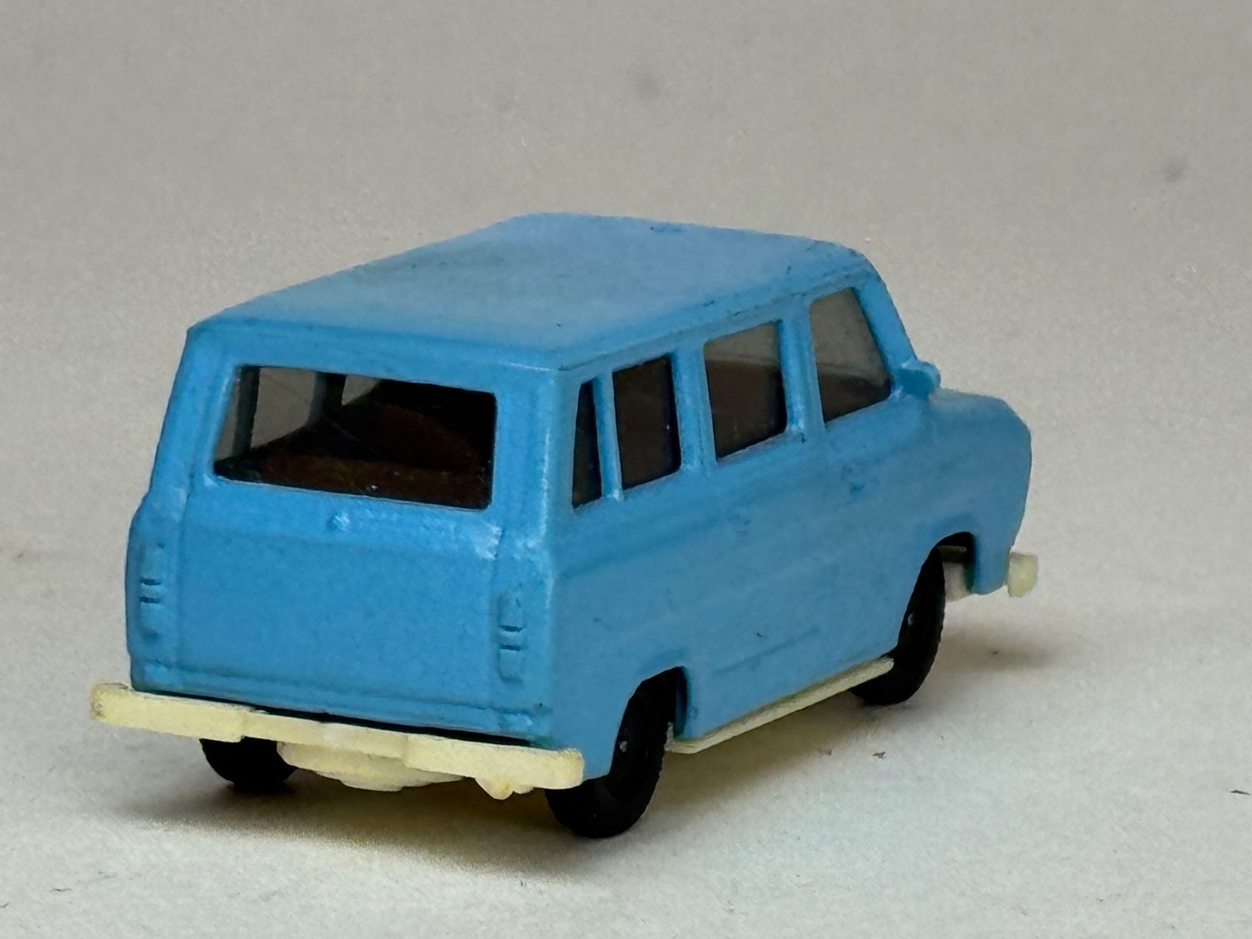 Herpa Voitures modèles: GB- Herpa Ford Transit Bus blau – D'occasion à Elm par Wikmtz 1