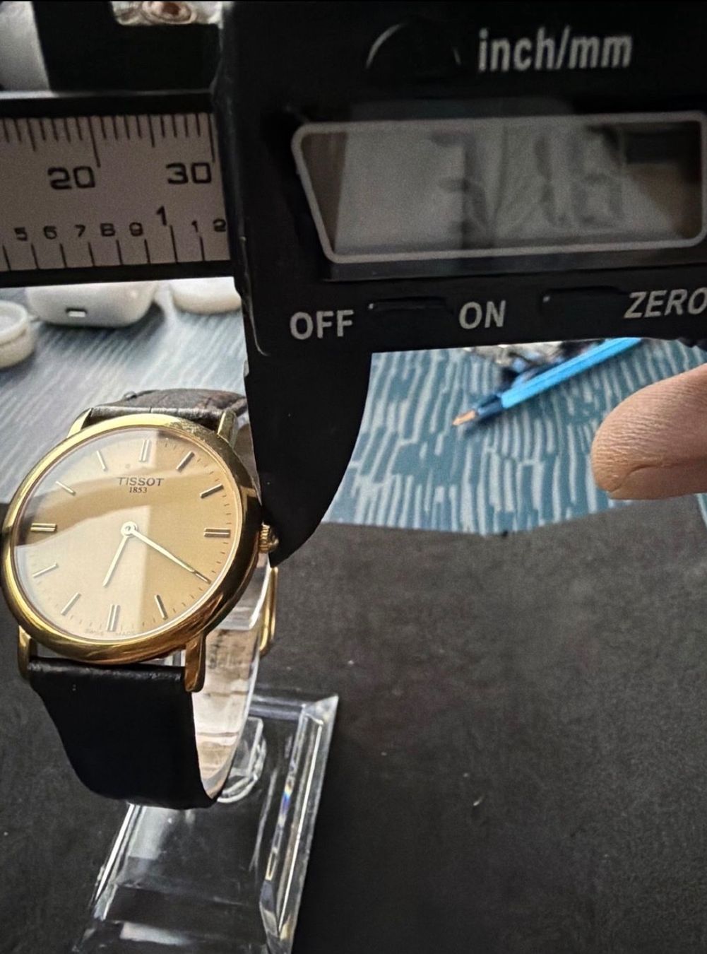 Tissot Orologi: Elegant Golden Tissot – Usato da Genève venduto da ric_v9zx 3