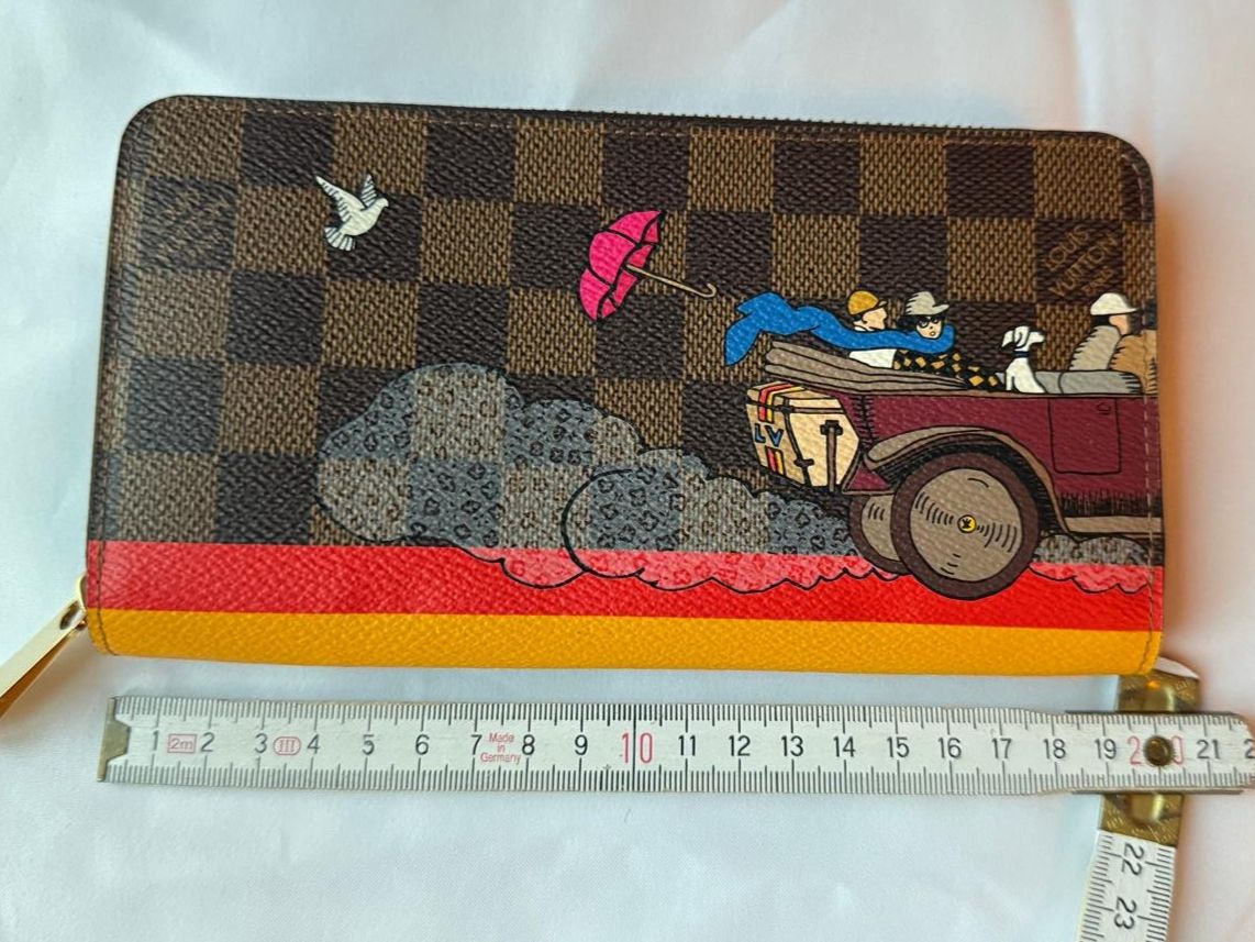 Louis Vuitton Portafogli: Louis Vuitton wallet Damier ébene Evasion – Nuovo (secondo la descrizione) da Oberarth venduto da SSS. 3