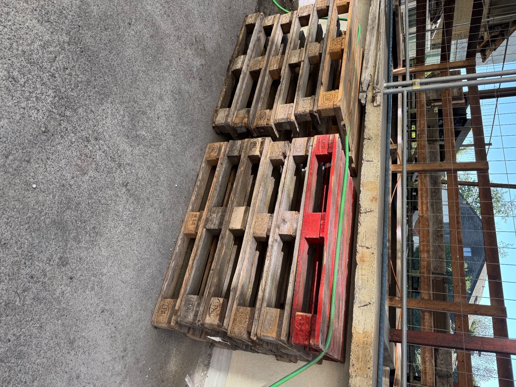 Pallets: Palette – Usato da Frauenfeld venduto da KelvinG