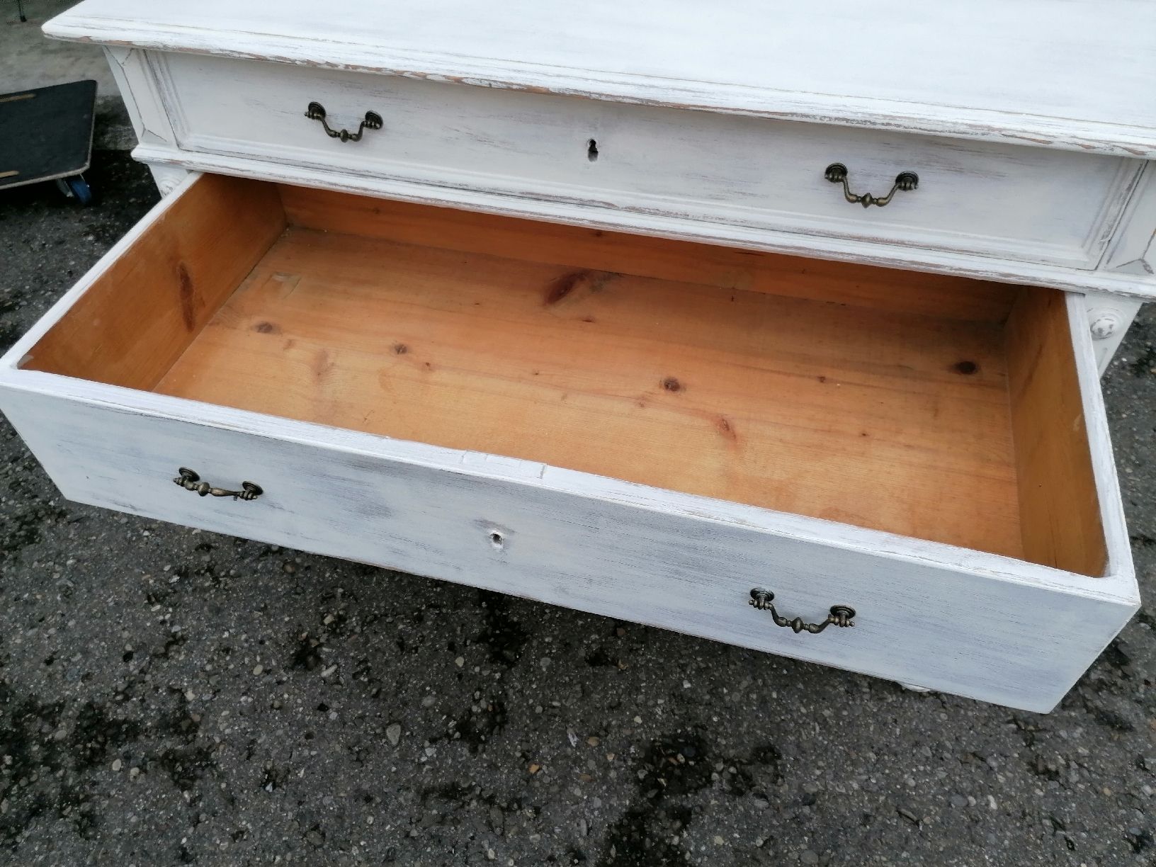 Cassettiere: Kommode Shabby Chic – Usato da Schleitheim venduto da Hotpoyo 4