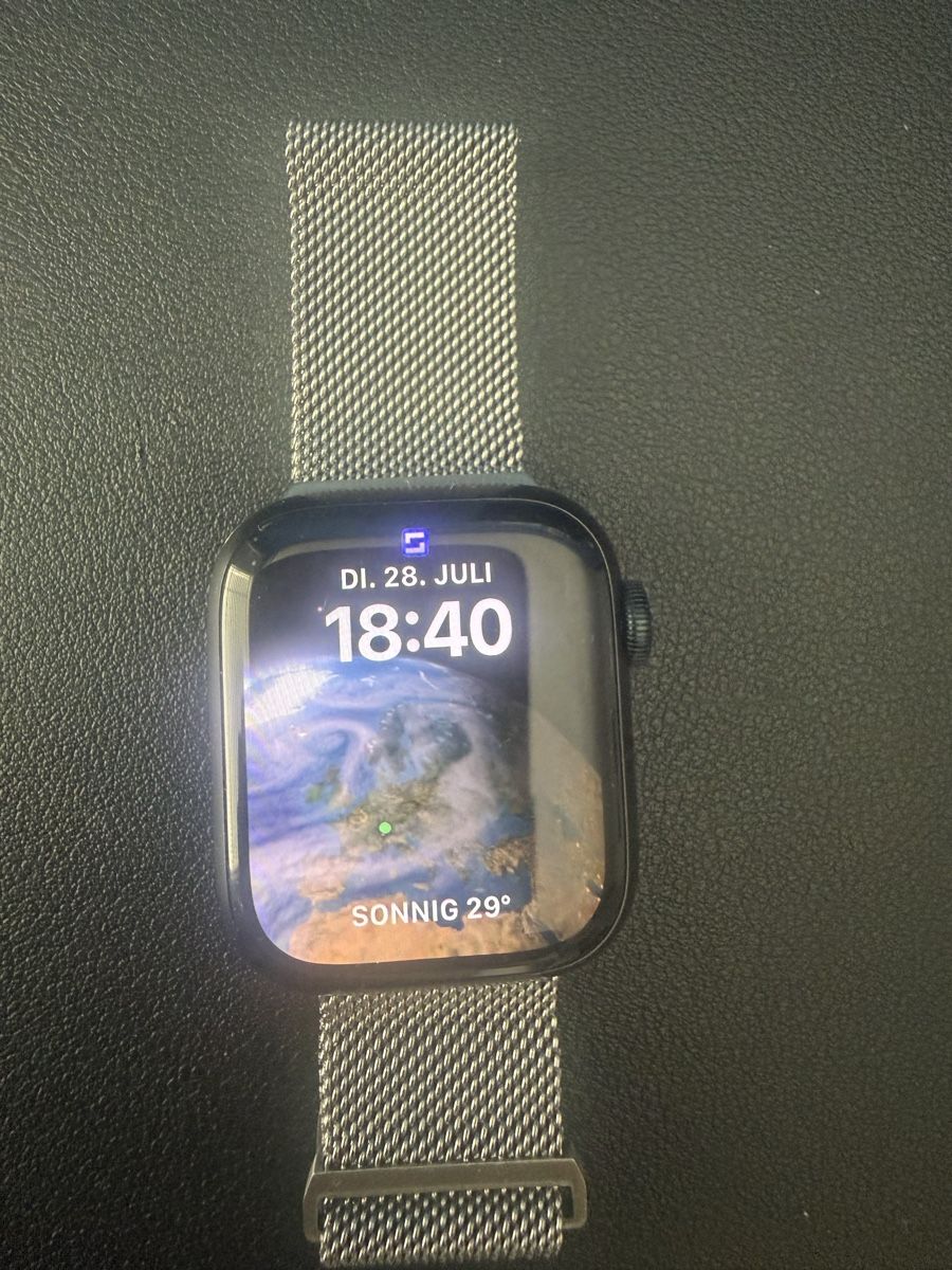 Apple Smartwatch: Apple Watch Series 8, Edelstahl, 41mm – Gebraucht aus Luzern von Garrix41 1