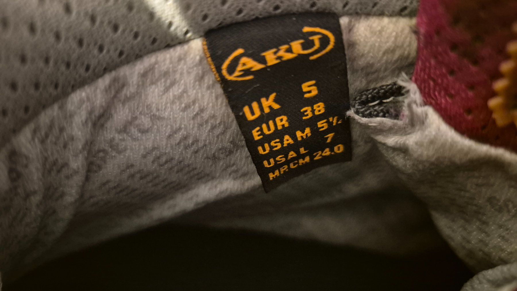 Aku Scarpe da donna: AKU Wanderschuhe Grösse 38 – Usato da Ossingen venduto da Cstrauss68 6