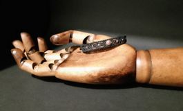 handgemachtes Makramee Armband mit Rhodonit
