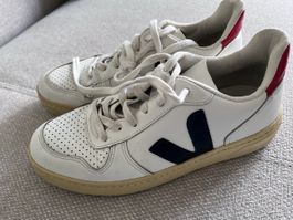 Veja White Sneakers, size 37, Navy/Red. Good condition 
