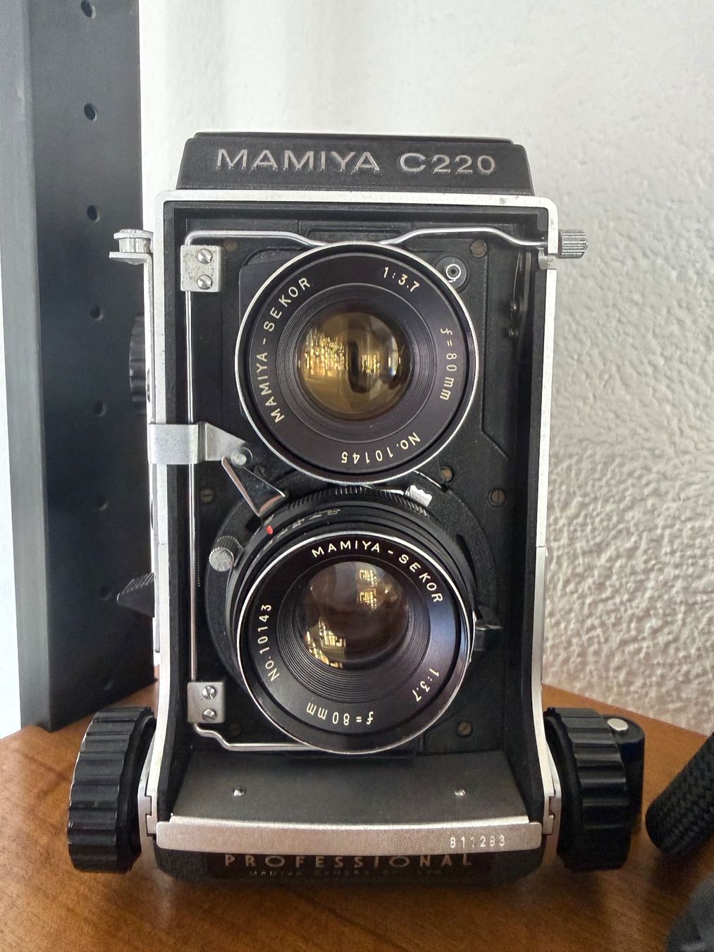 Mamiya Fotocamera: Mamiya C220 – Usato da Steffisburg venduto da mau_f5gv 4