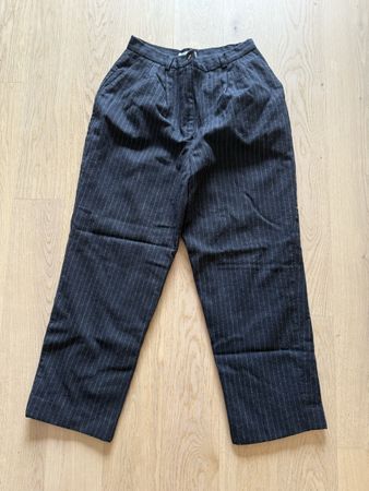 Edle Stoffhose mit Streifen