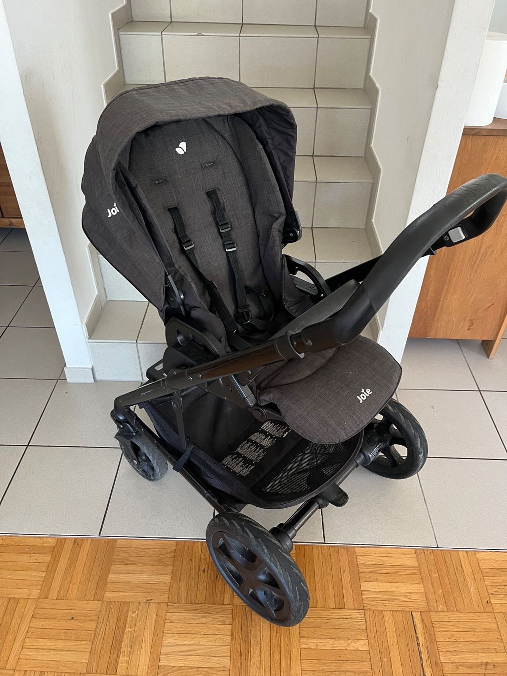 Joie Carrozzine: Joie Chrome Kinderwagen – Usato da Liestal venduto da Raifur 1