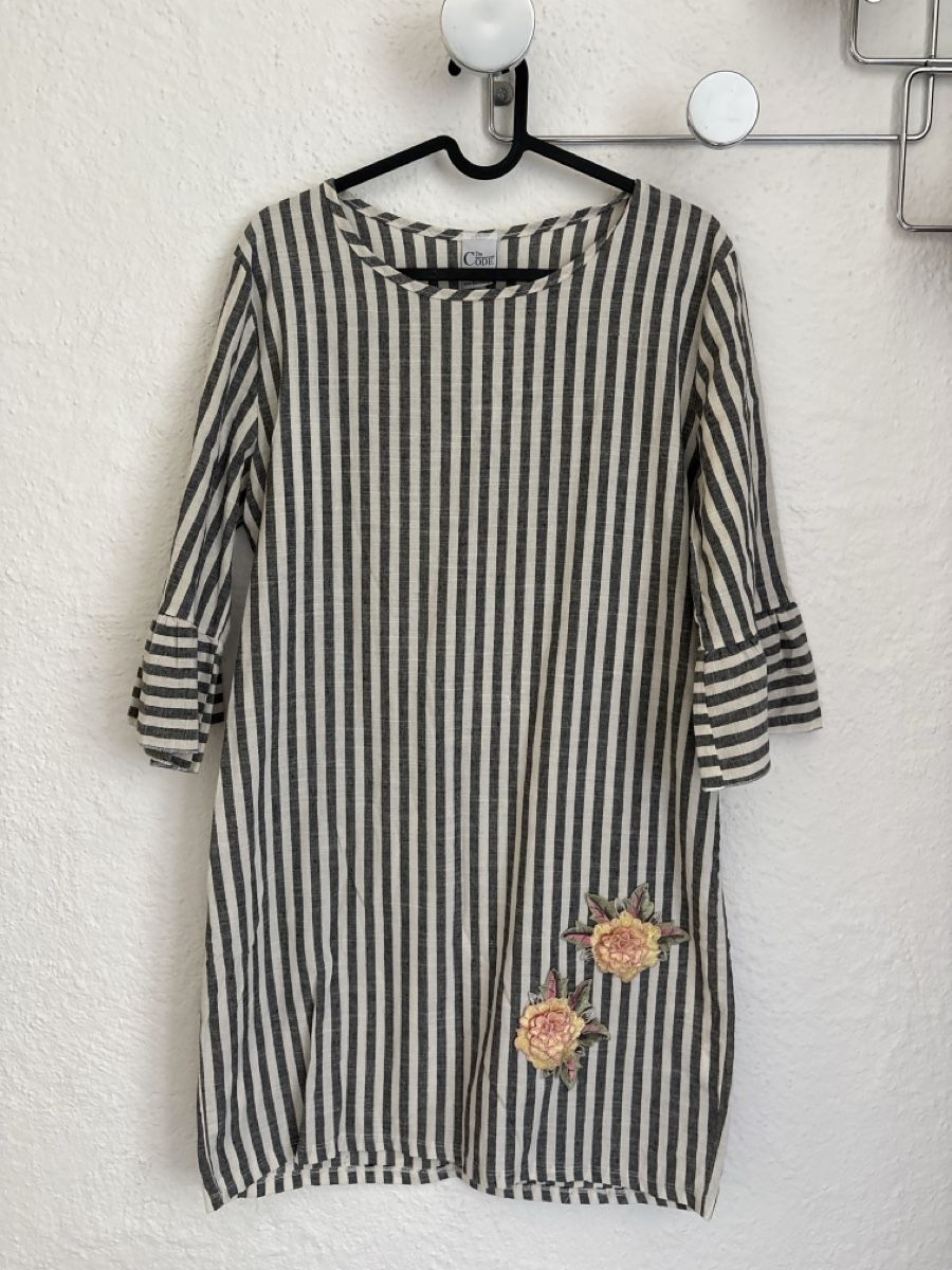 Kleider: Sommerkleid M – Gebraucht aus Nänikon von Amerika73