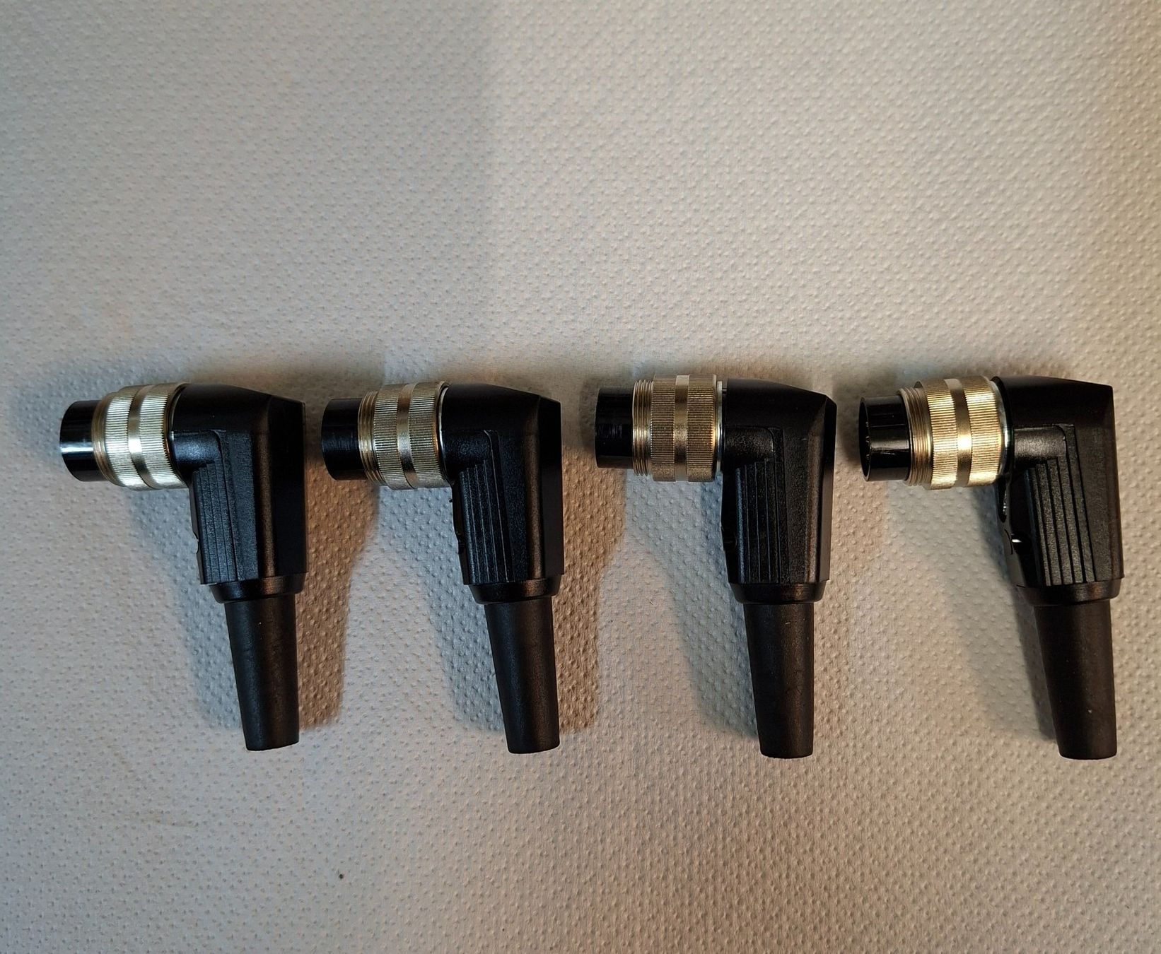 Componenti elettronici: Stecker, Buchse, 8 pol. – Usato da Niedergösgen venduto da piccorx5 2