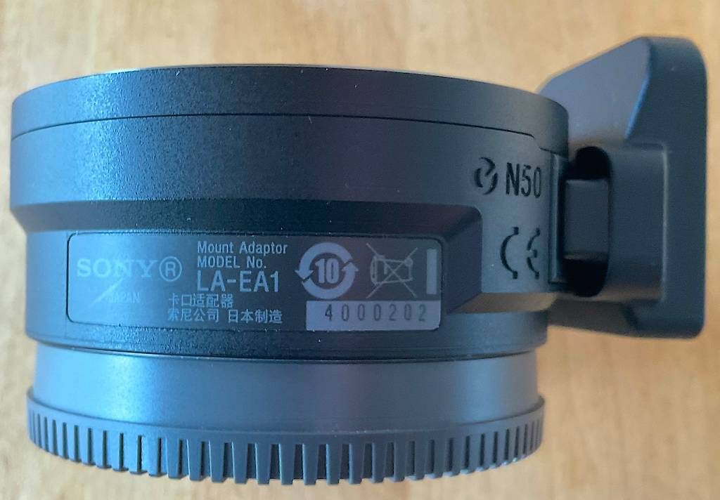 Adattatori foto: Sony LA-EA1, Objektiv-Adapter für Foto- oder Videocamera – Usato da Spiegel b. Bern venduto da Gerber100 3