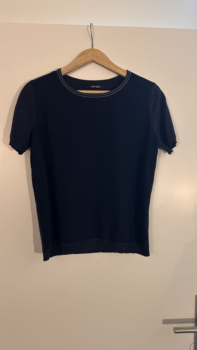 Navyboot T-Shirts: Elegantes Navyboot T-Shirt kurzarm Gr. M – Gebraucht aus Hinterkappelen von Gogigo36