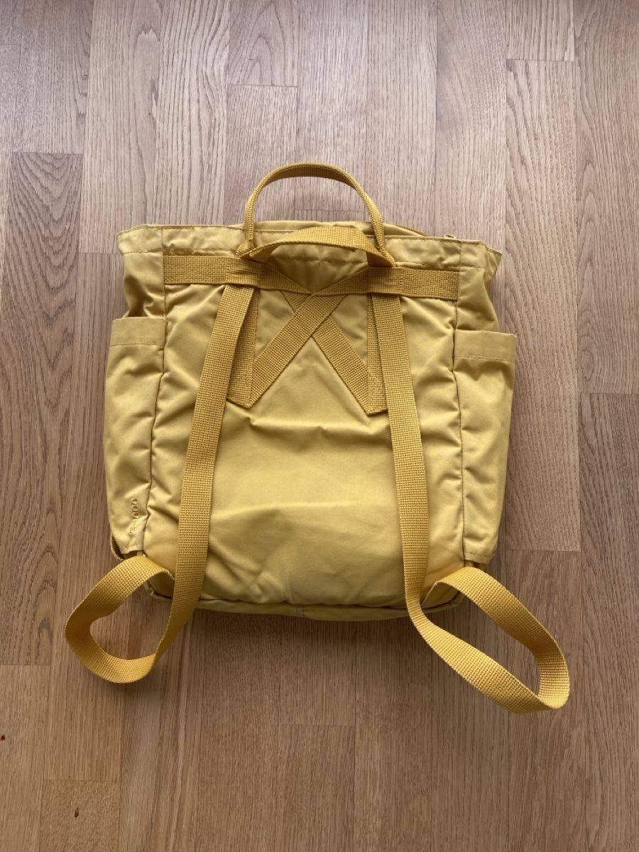 Fjällräven Zaini: Fjällräven Kånken Rucksack – Usato da Laufen venduto da MoJo-2008 2