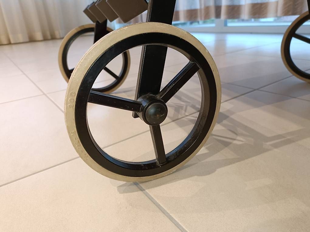 Servierwagen: Servierboy Servierwagen Designerstück von Cees Braakman – Gebraucht aus Herznach von koro02 3
