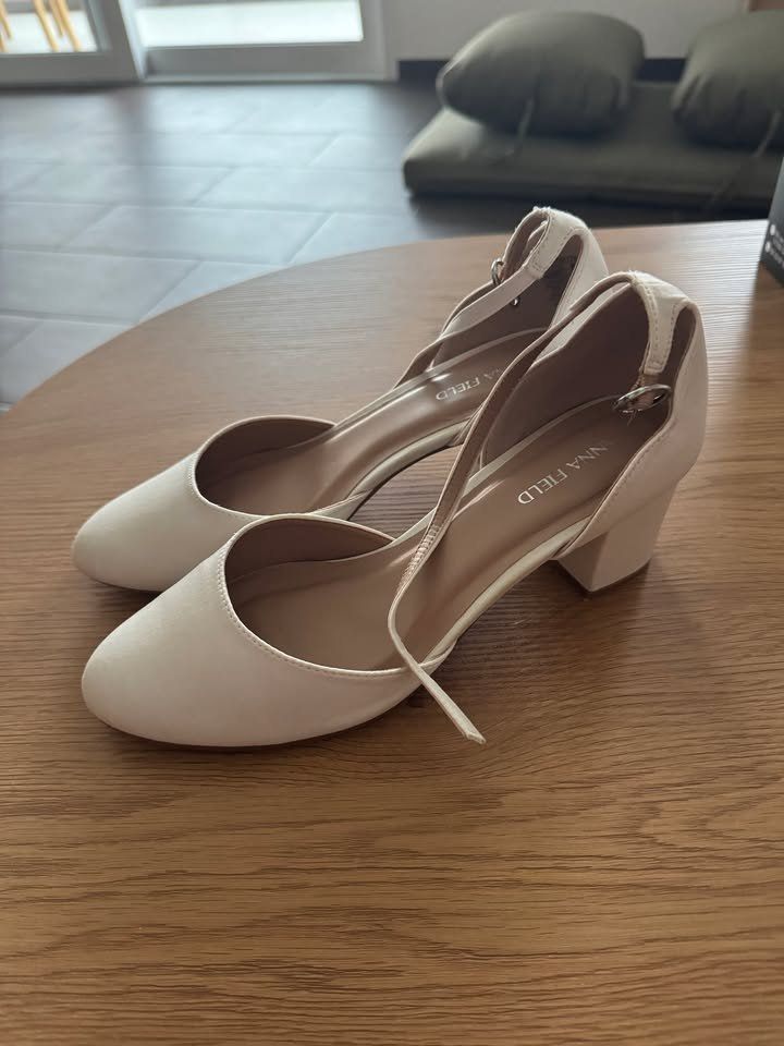 Anna Field Scarpe da donna: Chaussures à talons blanches – Usato da Bercher venduto da valentineklein