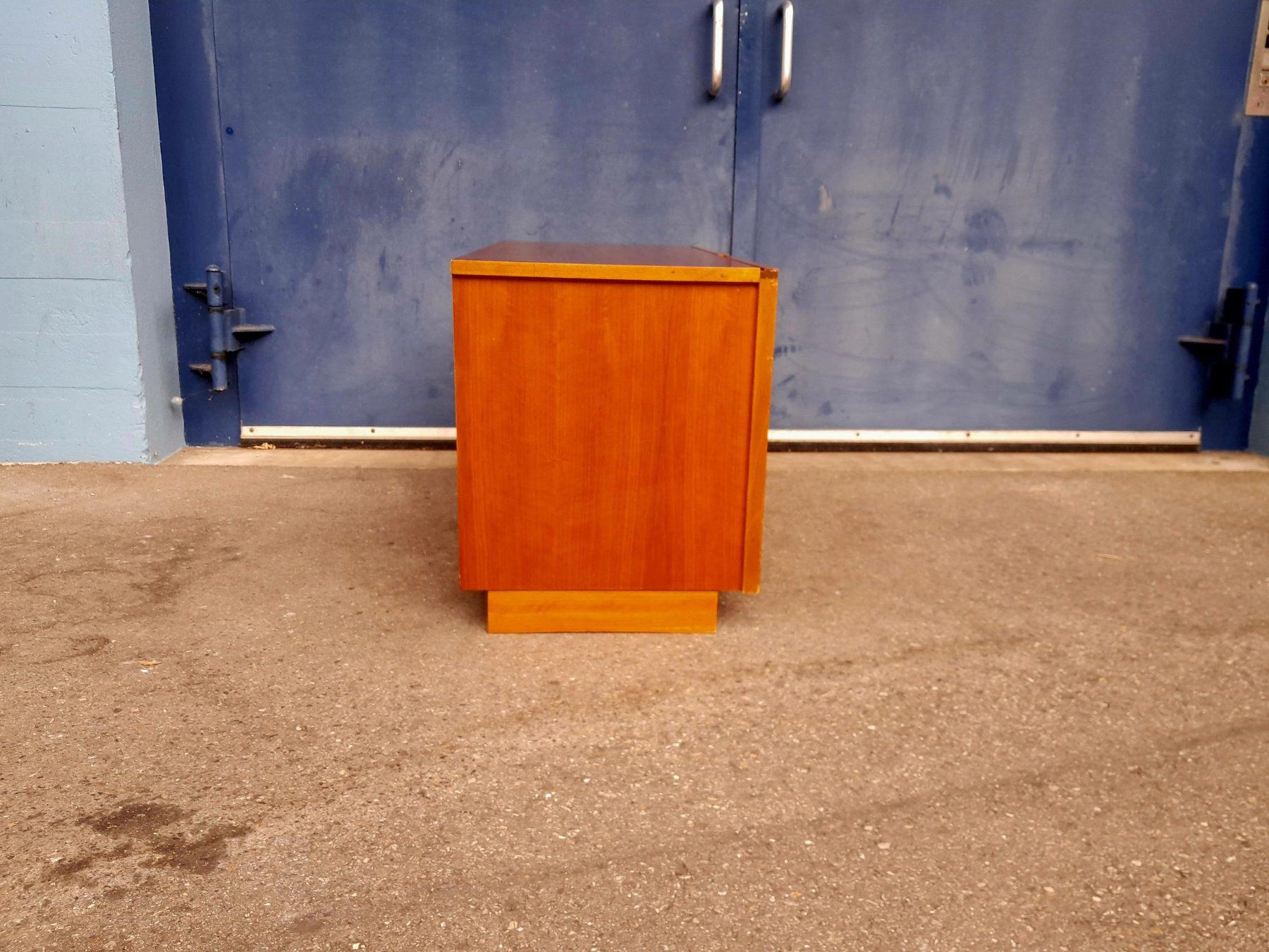 Cassettiere: Vintage Kommode / Sideboard  - Swiss made – Usato da Männedorf venduto da Bel-view 4