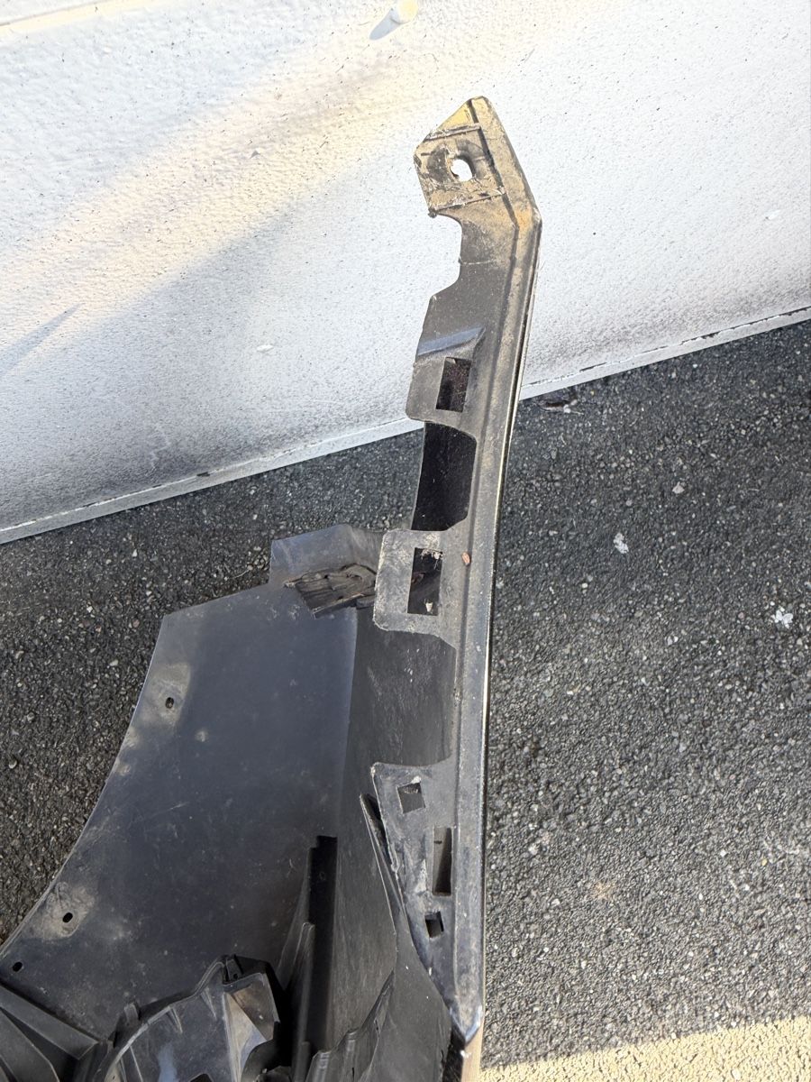 Seat Tutti pezzi di ricambio auto: Seat Leon FR Stossstange Frontstange – Usato da Wetzikon ZH venduto da NiM46 4