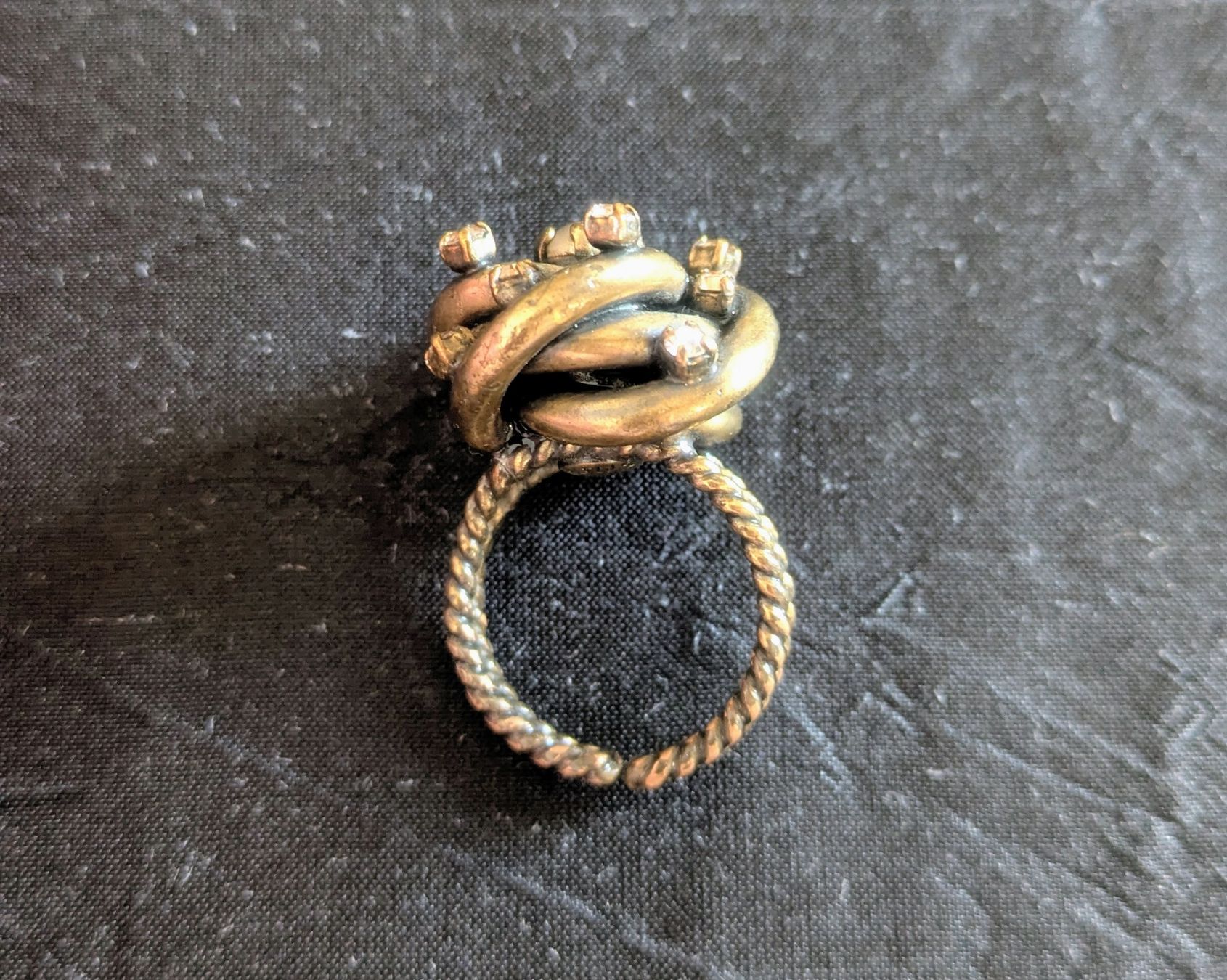 Anelli: Konplott Ring mit Perle u. Kristallsteinen, verstellbar – Usato da St. Gallen venduto da Jasik1 1