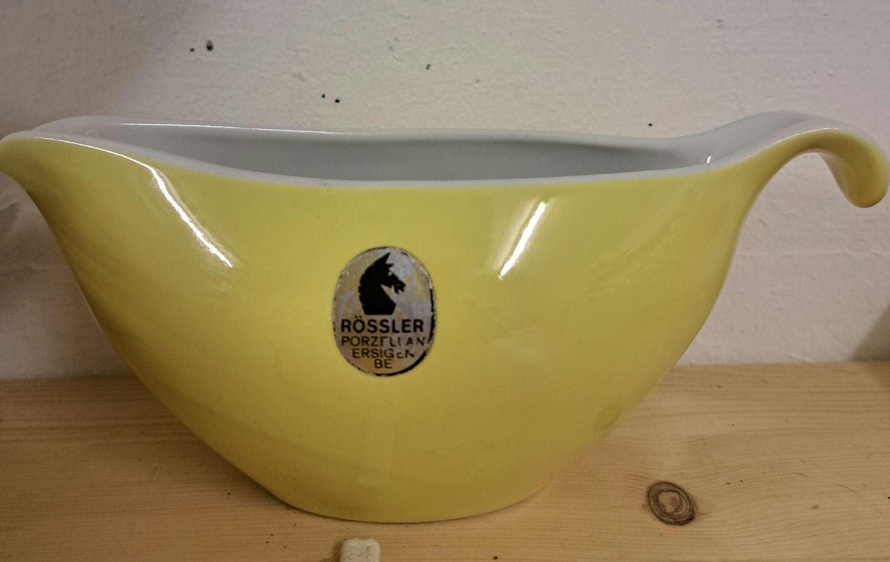 Rössler Schalen: Sauciere Rössler  gelb – Neu (gemäss Beschreibung) aus Zufikon von Dysundas
