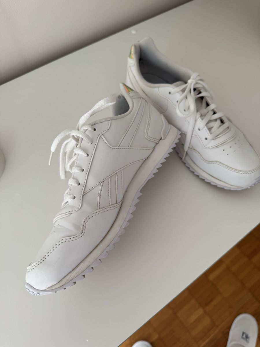 Reebok Scarpe da donna: Weisse Reebok Sneaker, Top Zustand, Gr39 – Usato da zürich venduto da Bailey17 6